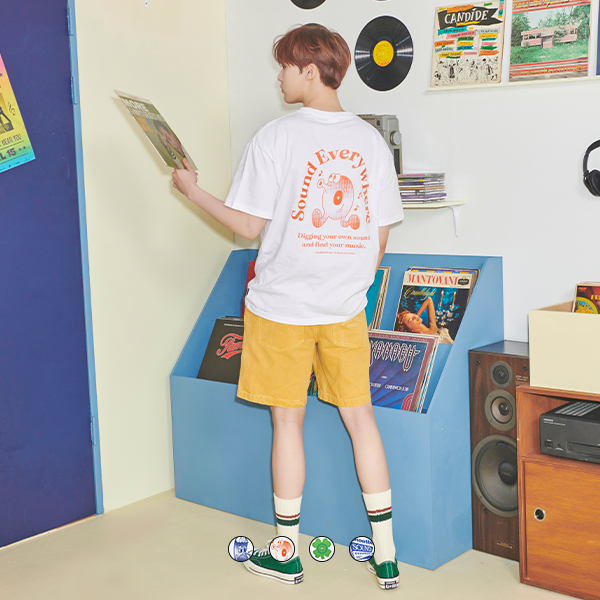 (ASTRO YOON SANHA)(GIFT-ONPACK-PHOTOCARD+FRAME-1SET OF 5RANDOM) SOUND GRAPHIC T-SHIRTS